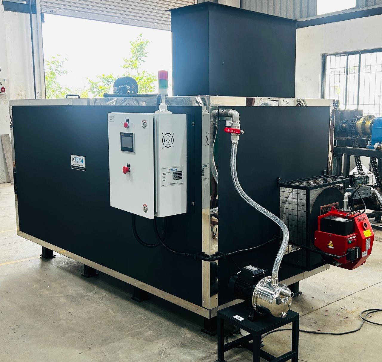 Thermal evaporator systems for zero liquid discharge